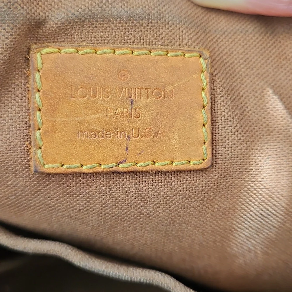 Louis Vuitton Monogram Bag - Picture 6 of 11